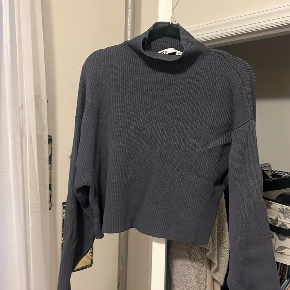 Gray sweater  kind of cropped